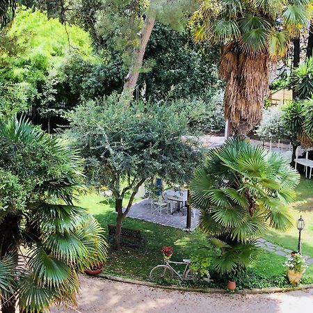 伯格拉住宿加早餐旅馆 Montesilvano Marina 外观 照片