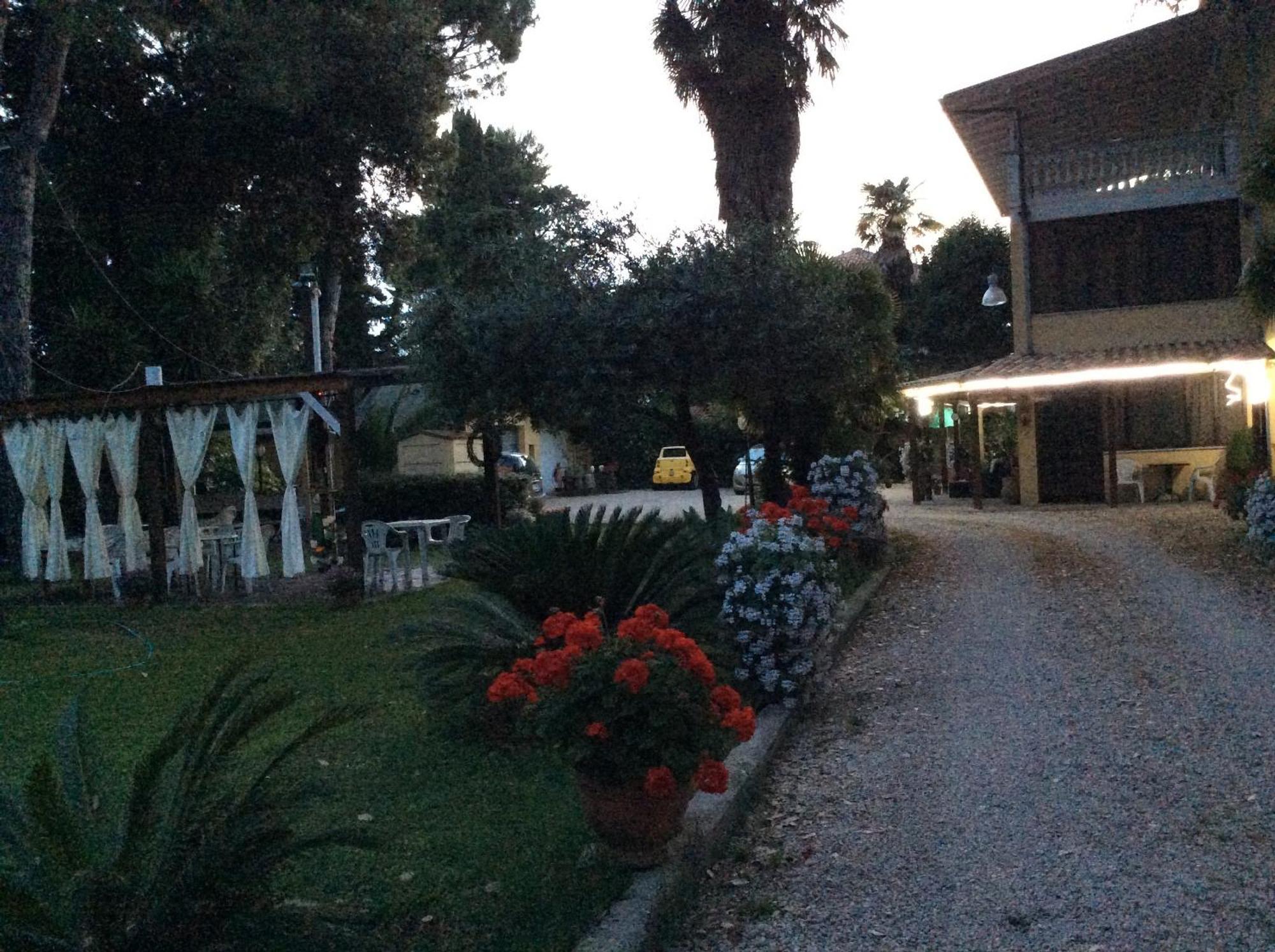 伯格拉住宿加早餐旅馆 Montesilvano Marina 外观 照片